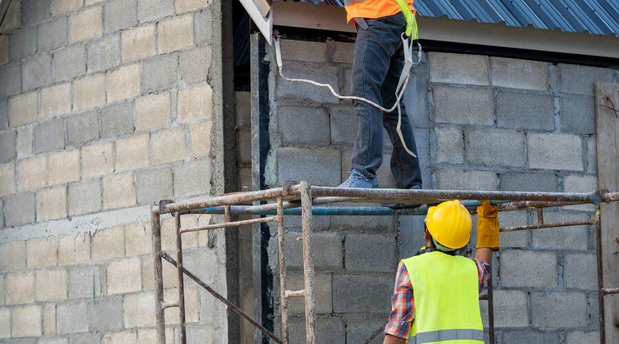 Professional residential roofers in Swan, IA